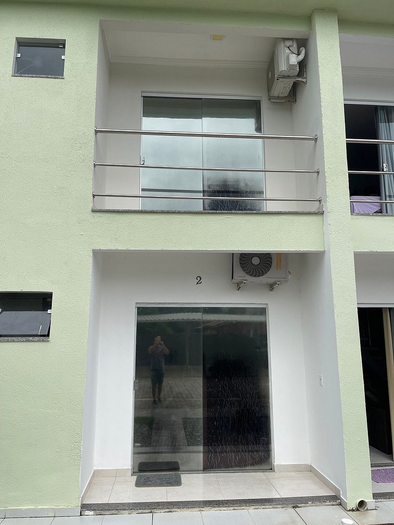 Apt 2 - Condomínio Brasil Coroa!