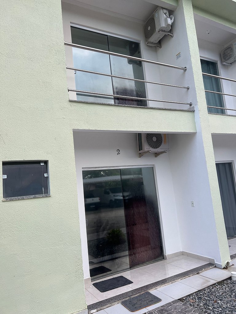 Apt 2 - Condomínio Brasil Coroa!