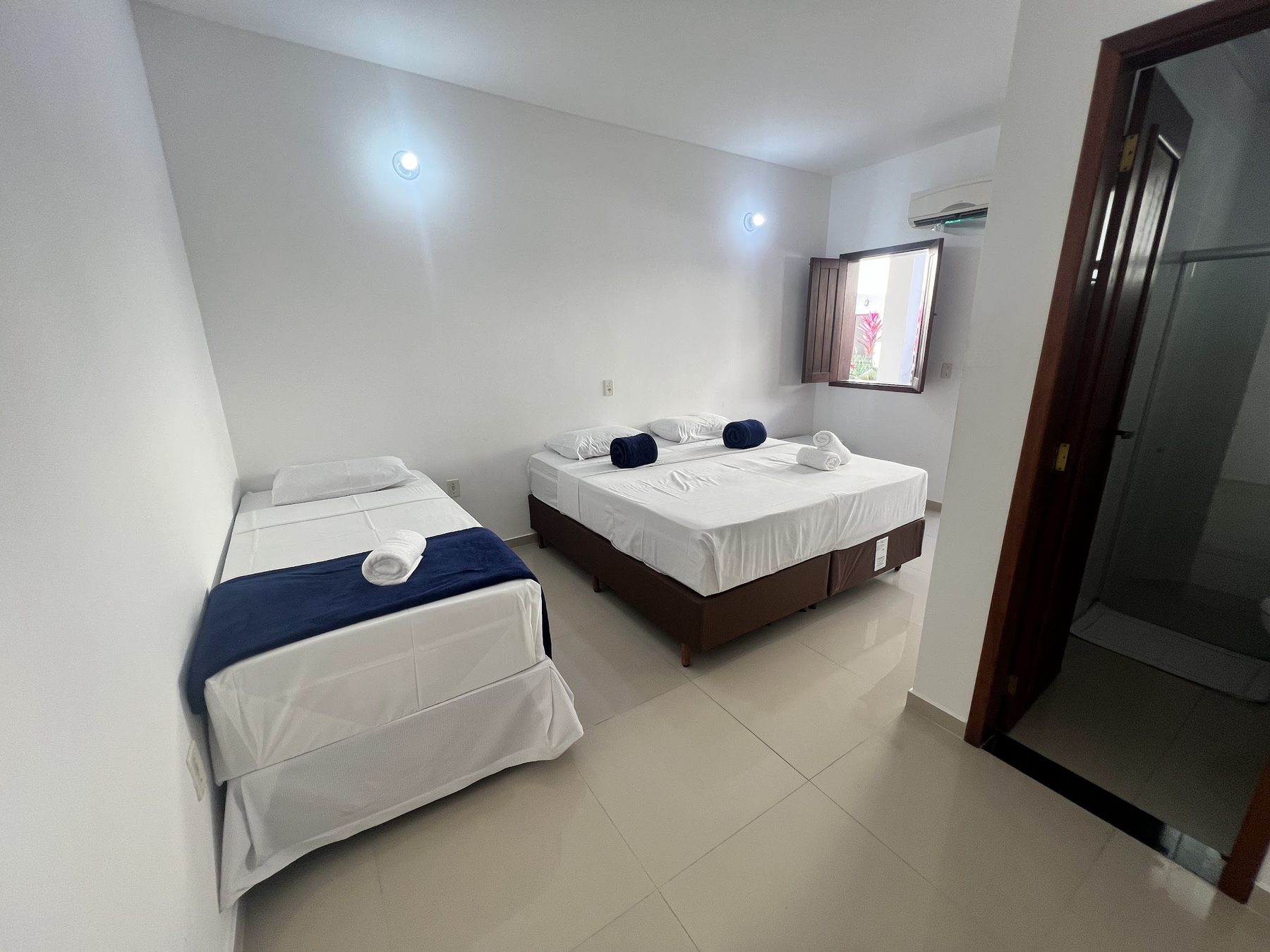 Quarto Triplo da Pousada Flor do Sol — foto 1